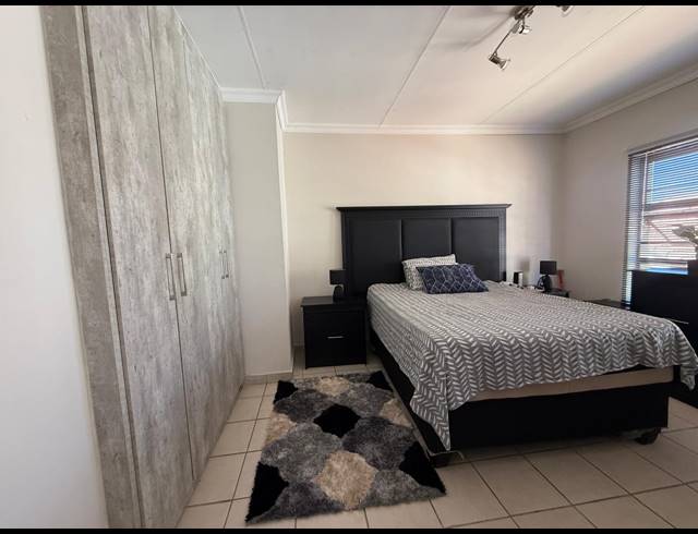 3 BEDROOM TOWNHOUSE FOR SALE IN WATERVAL EAST